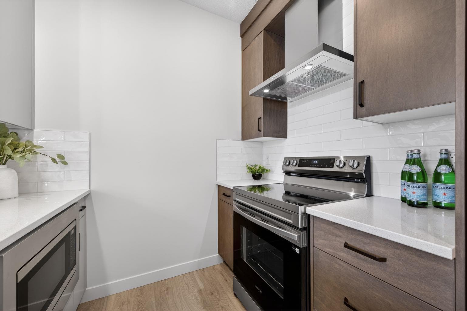 1059 Bayview Crescent 