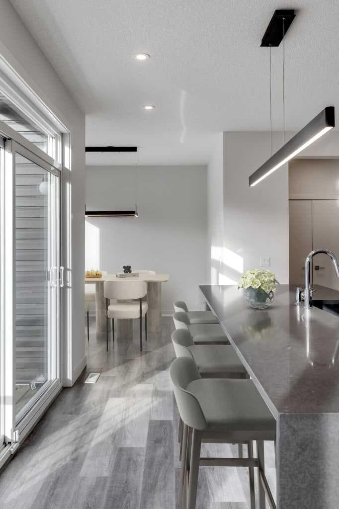 64 Waterford Terrace 