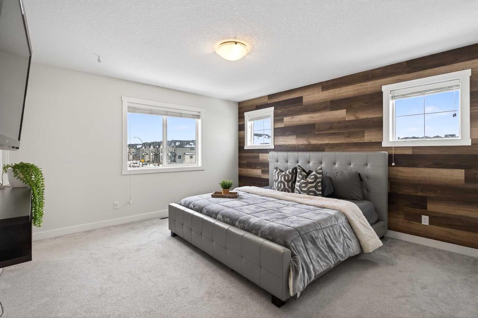 401 South Point Glen SW