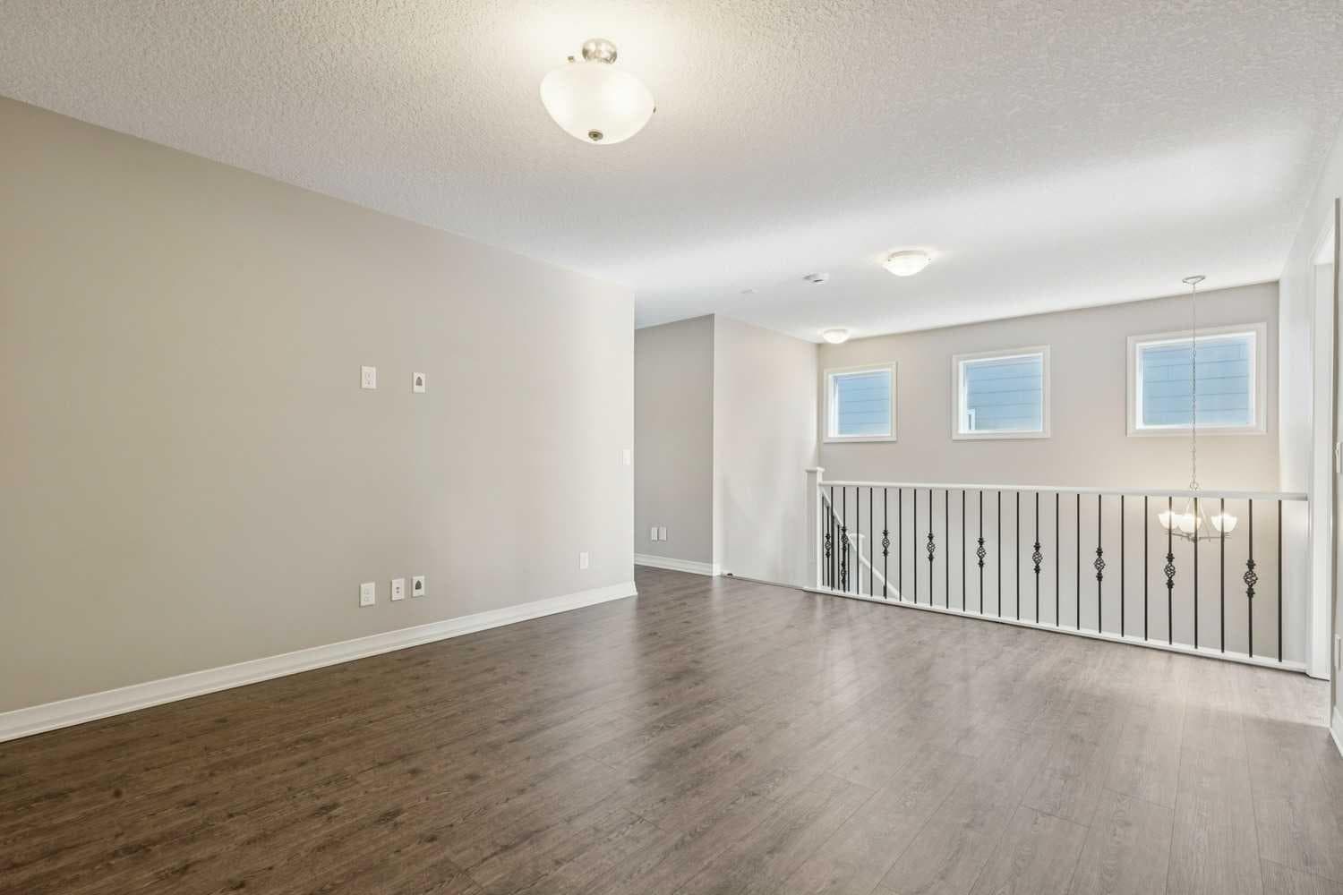 33 Sundown Grove 