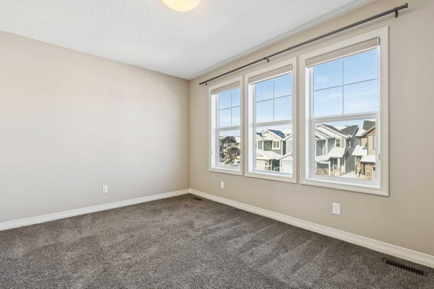33 Sundown Grove 