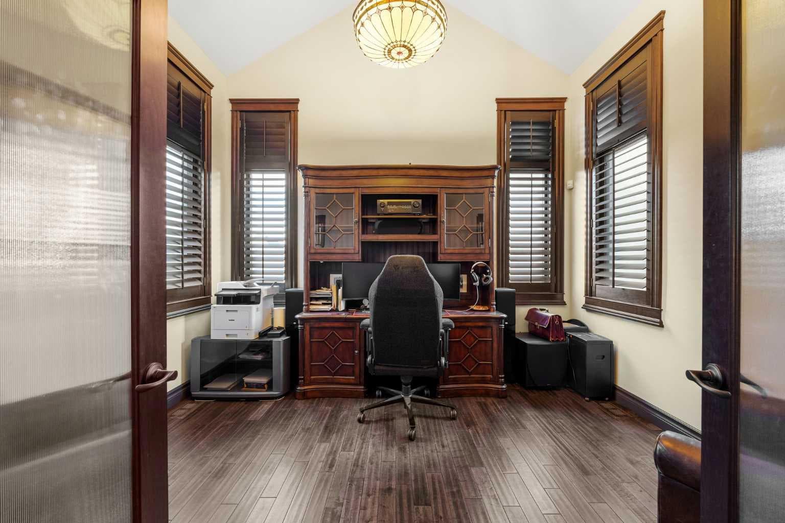 11 Timberline Gate SW