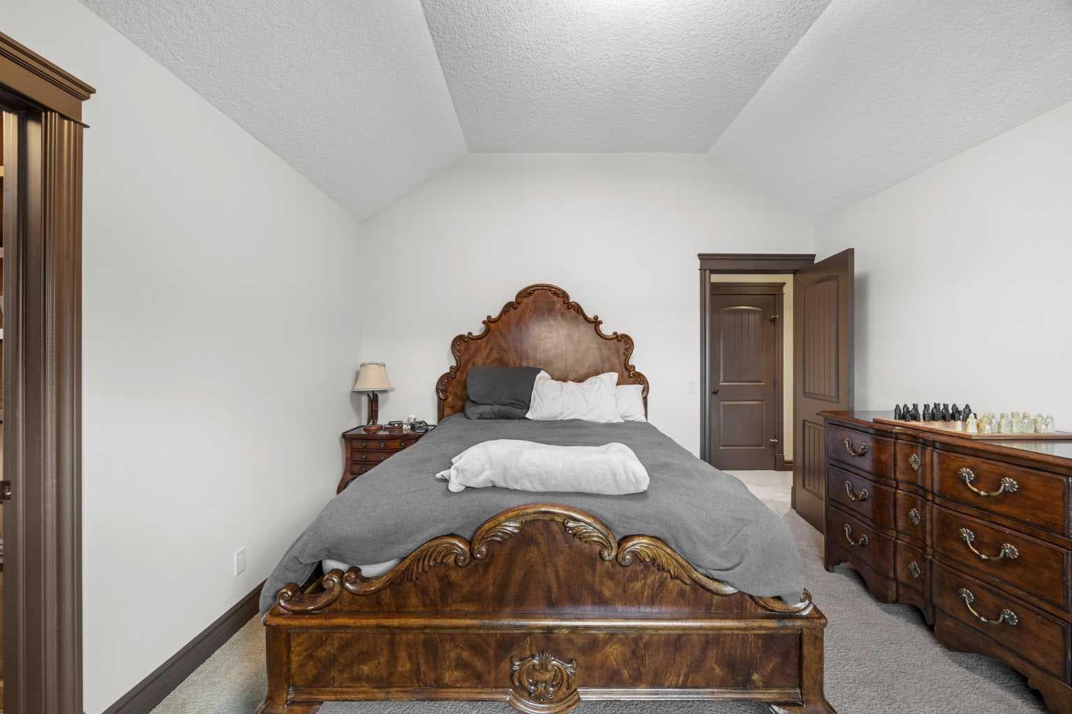 11 Timberline Gate SW