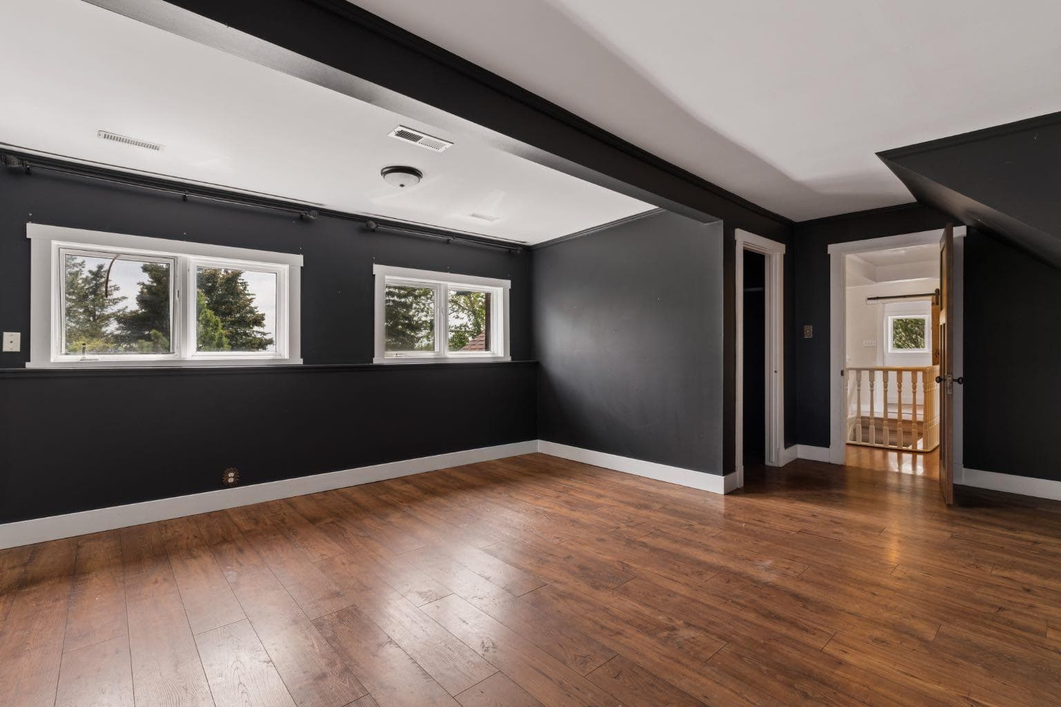 261074 Township Road 262  