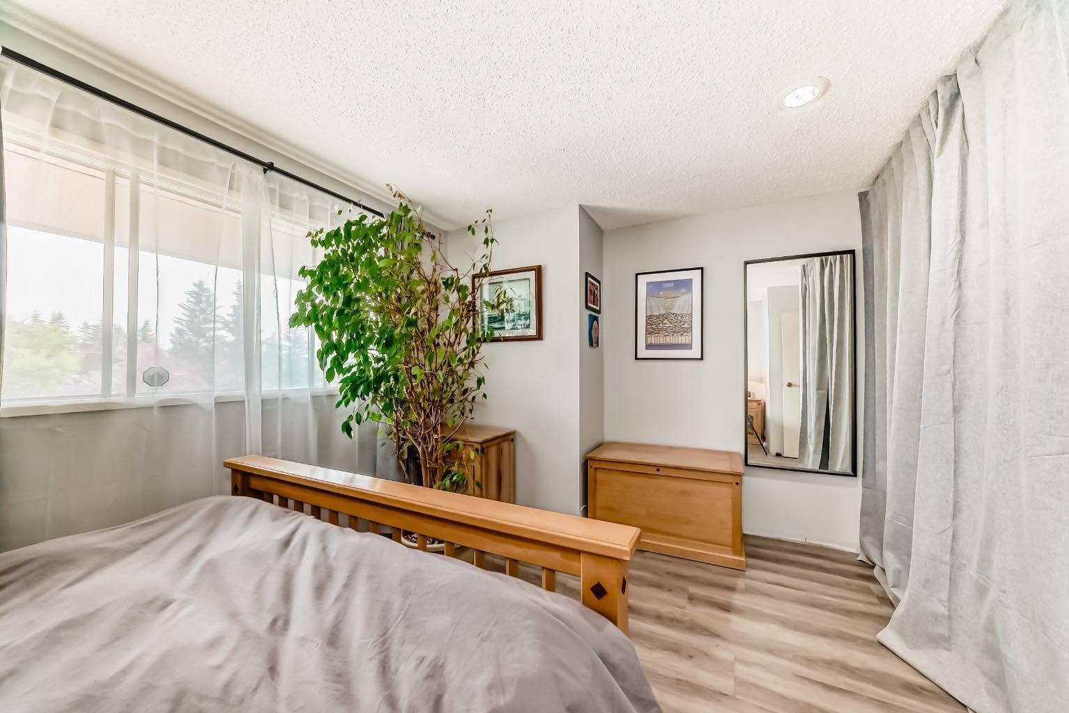 409, 2520 Palliser Drive SW
