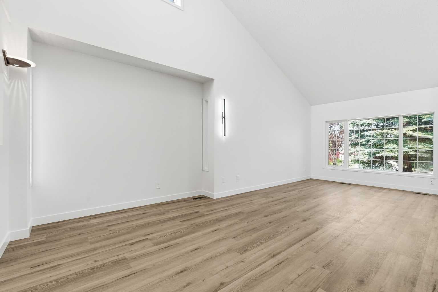 142 Elizabeth Way SE