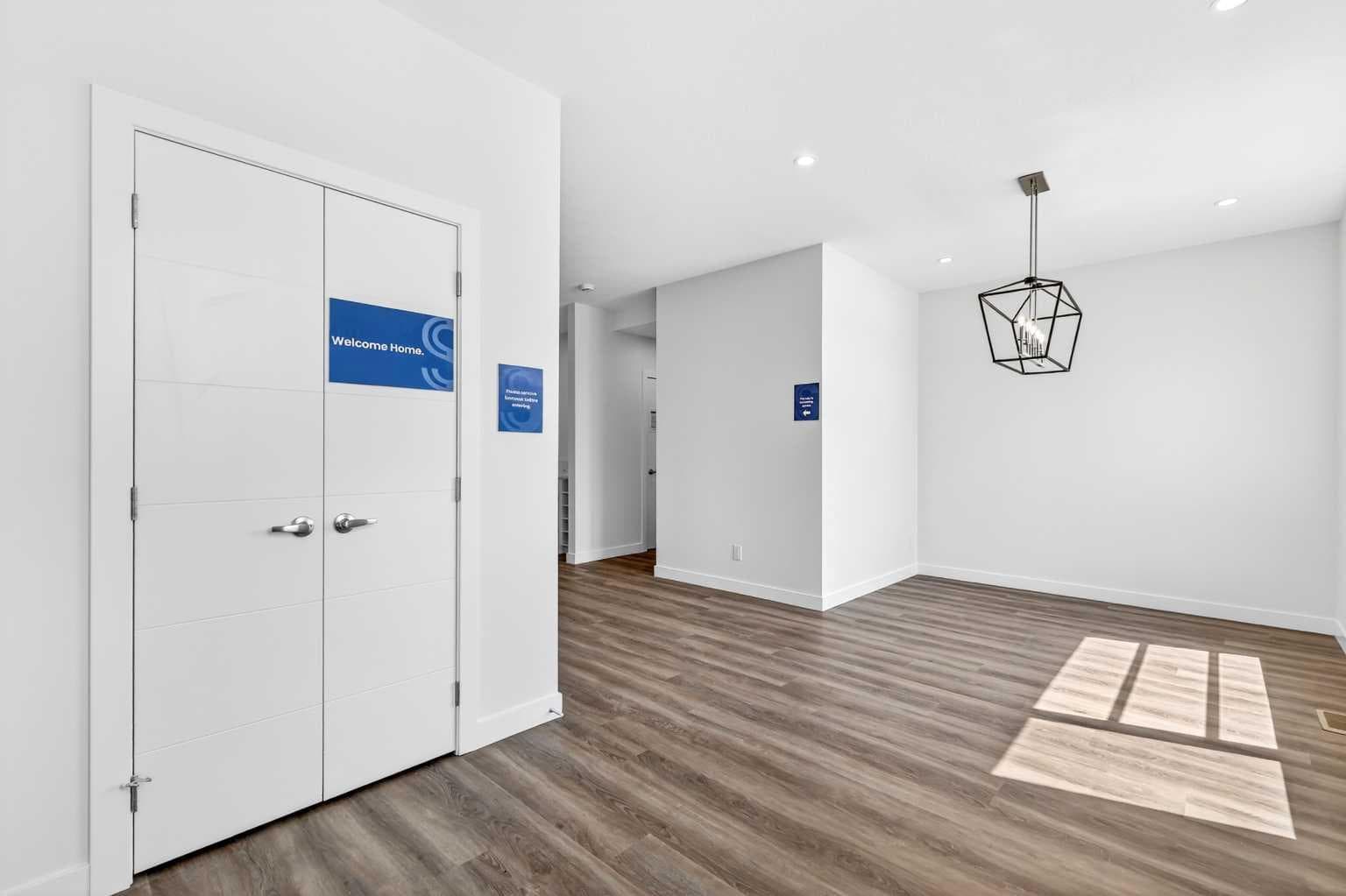 1109 Sailfin Heath  