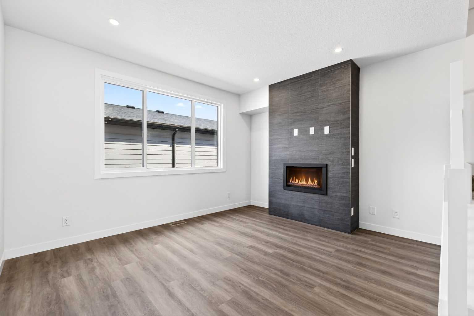 1109 Sailfin Heath  