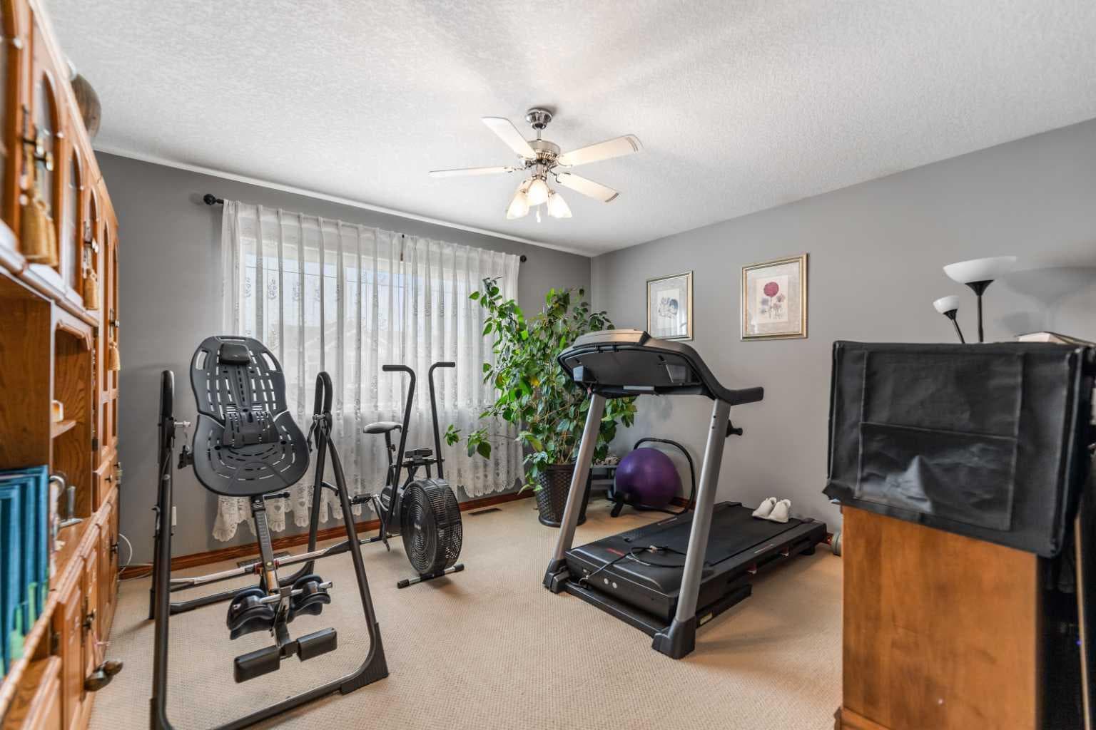 123 Hawkmere View 