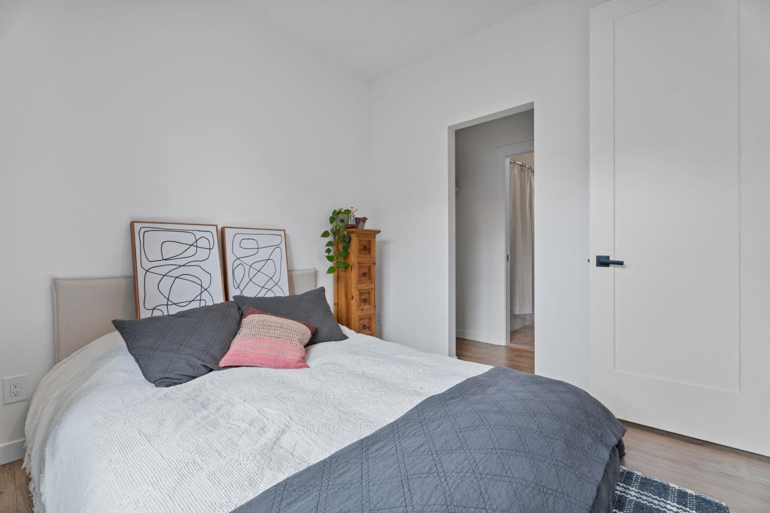 408 Greenbriar Common NW