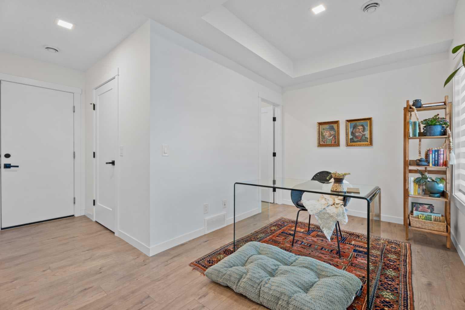 408 Greenbriar Common NW