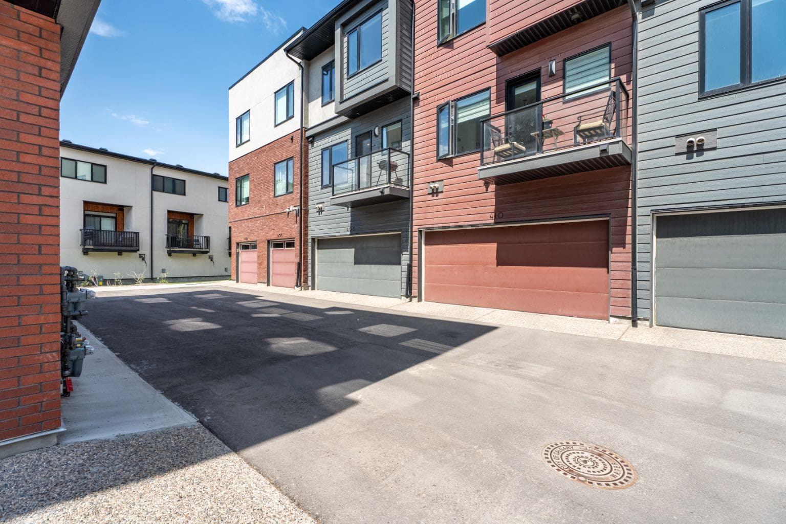 408 Greenbriar Common NW