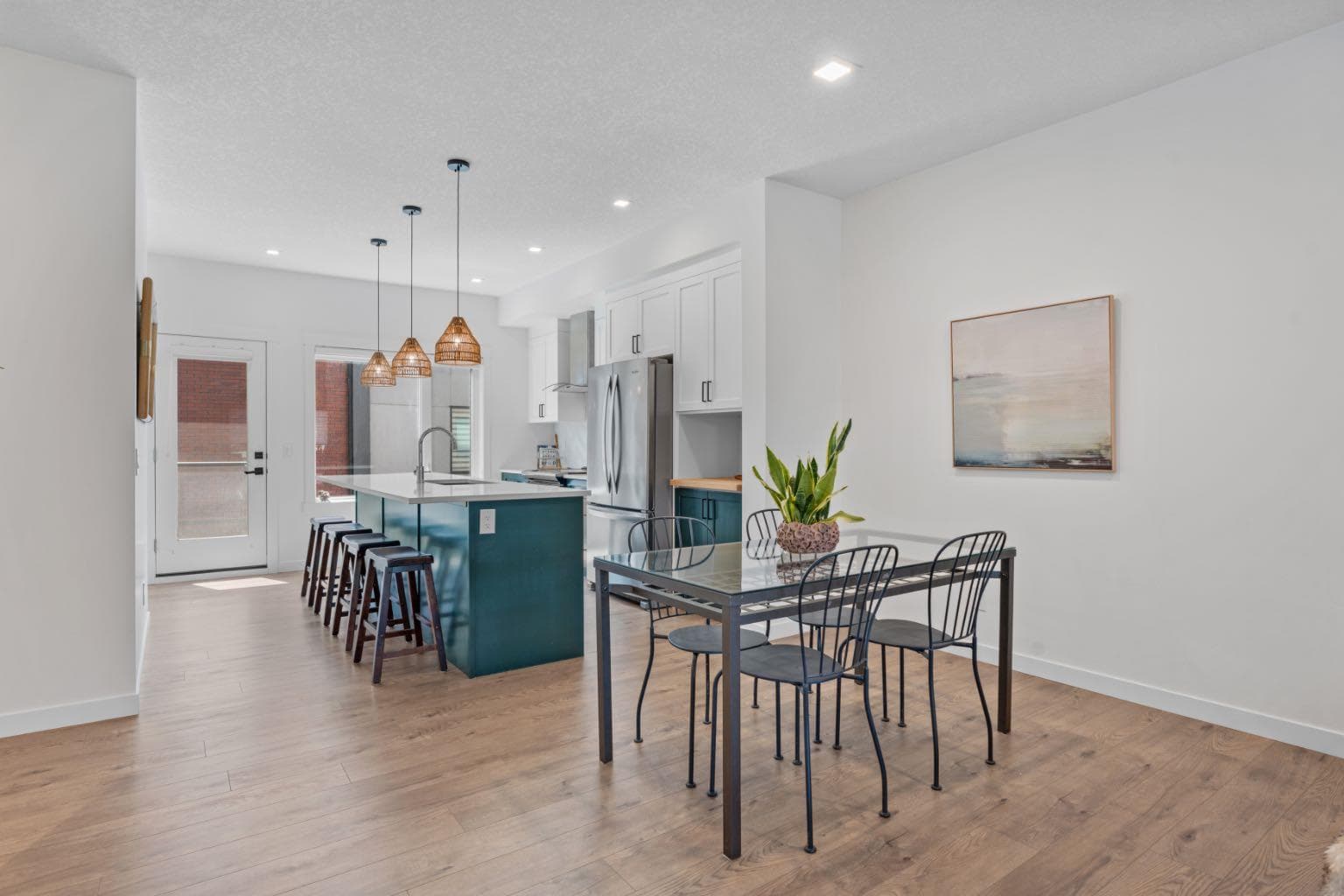 408 Greenbriar Common NW