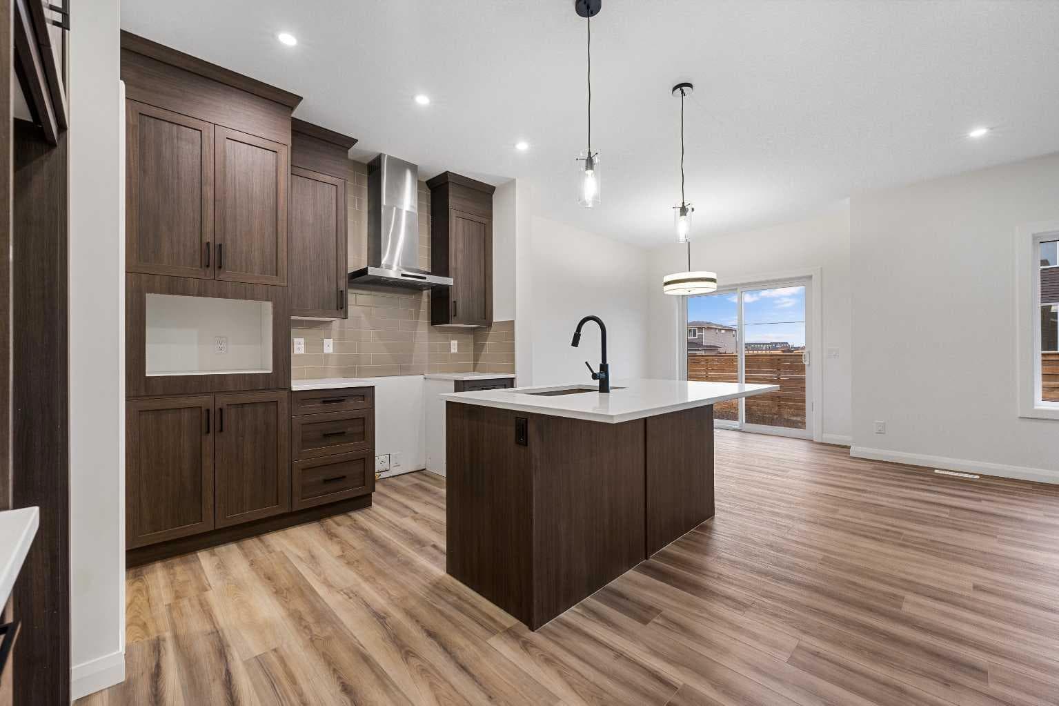 72 Dawson Wharf Mount 