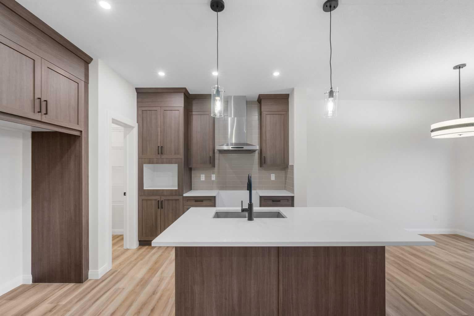 72 Dawson Wharf Mount 