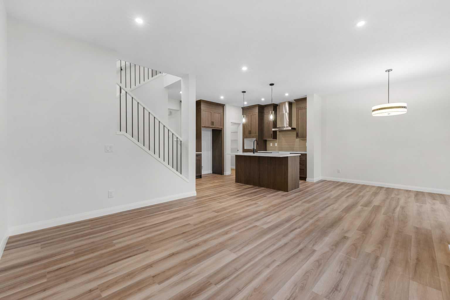 72 Dawson Wharf Mount 