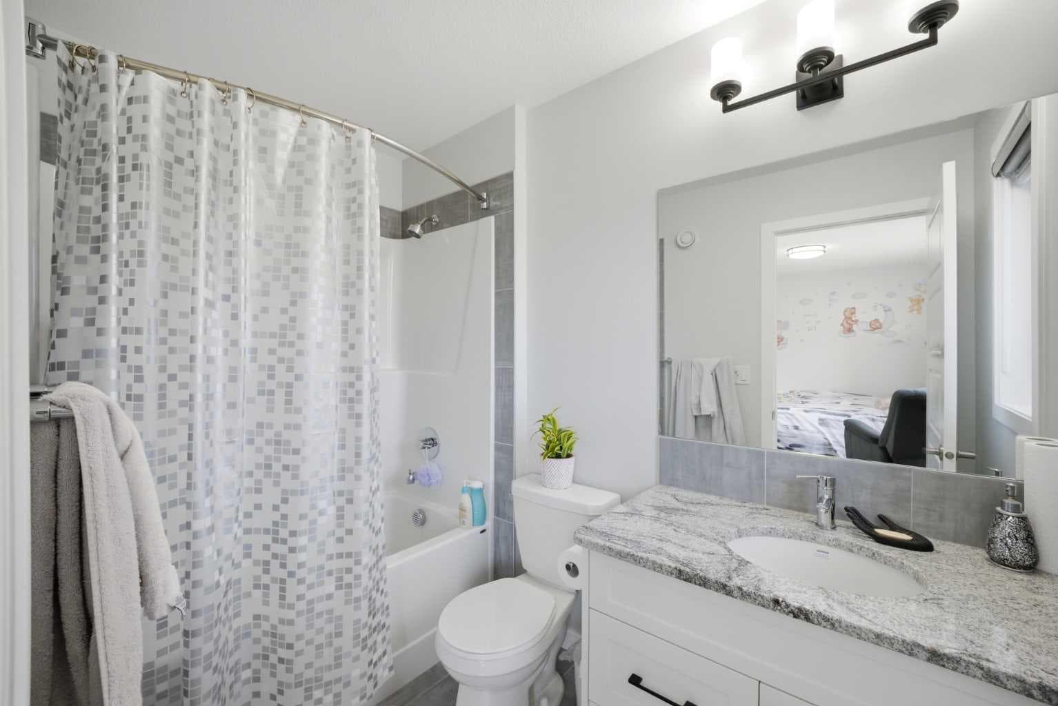 1153 Chinook Gate Bay SW