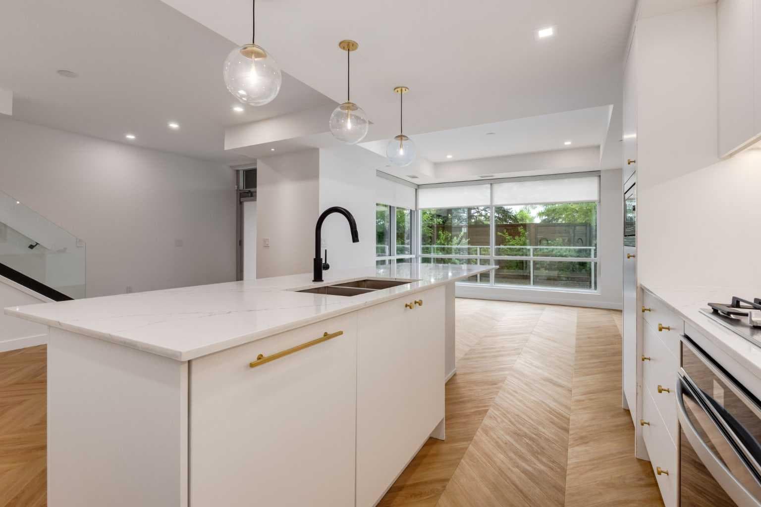 110, 8505 Broadcast Avenue SW