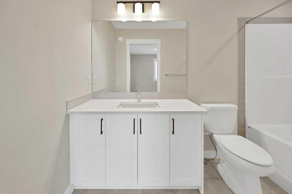 846 Chelsea Village S