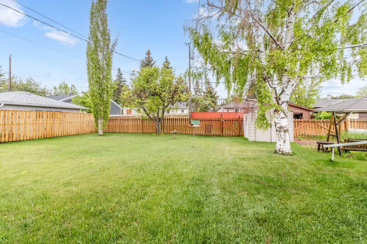 35 Beaupre Crescent 