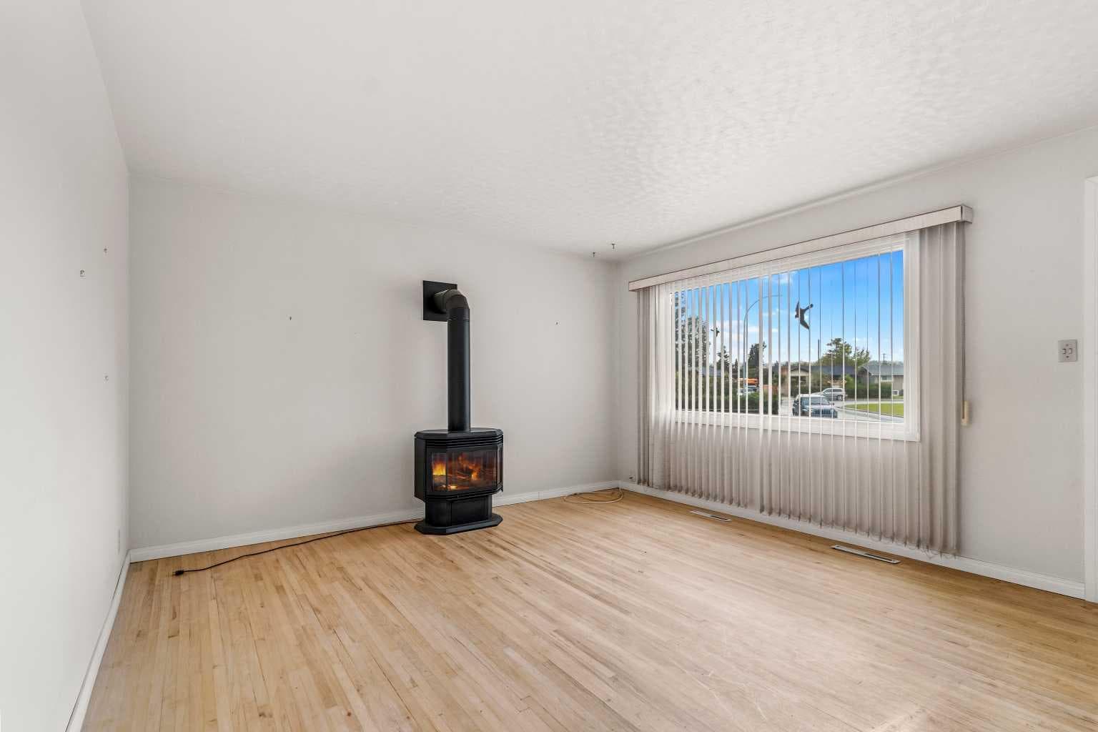 35 Beaupre Crescent 