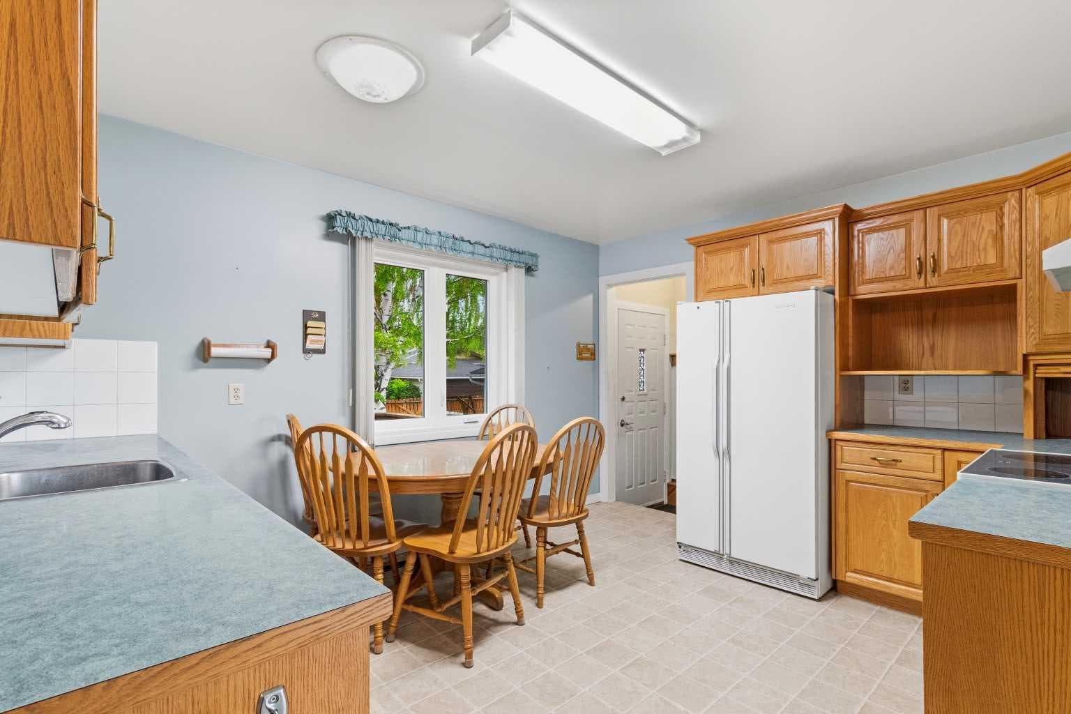 35 Beaupre Crescent 