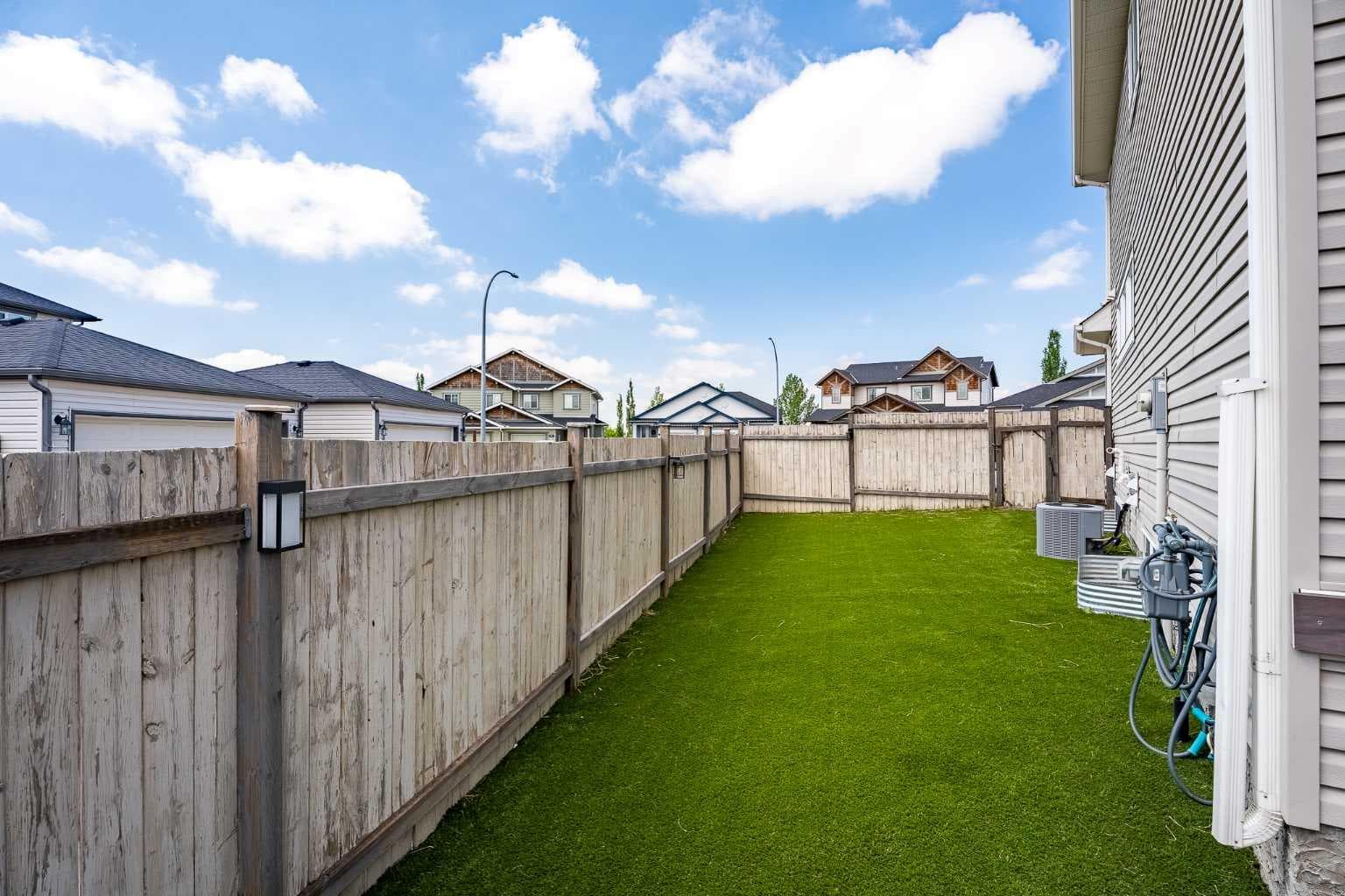266 Kingsbridge Road SE