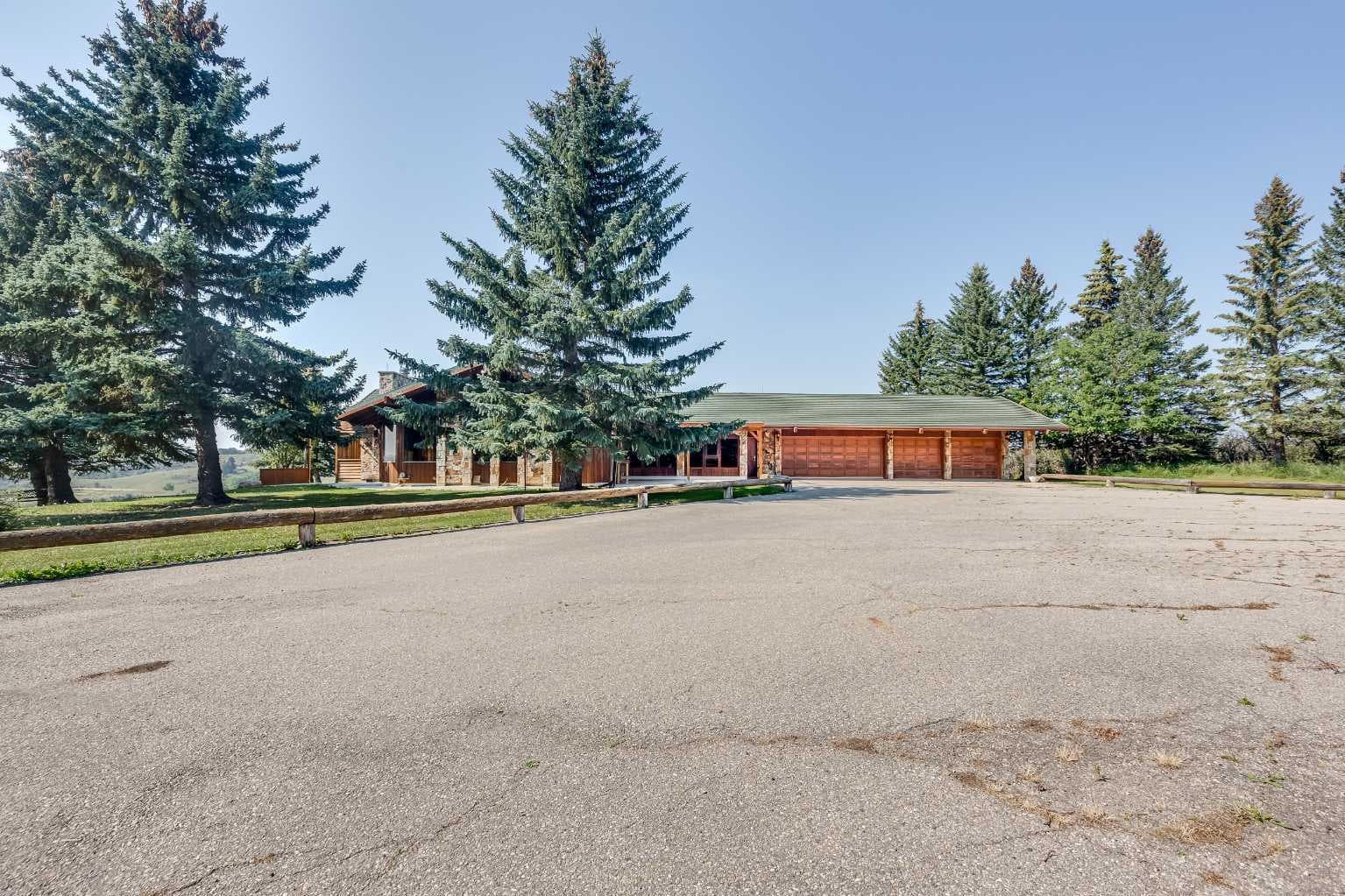 273167 Range Road 25  