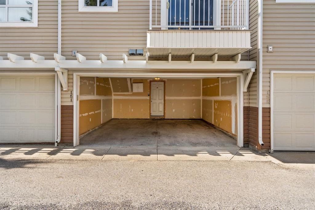 161 Tuscany Court NW
