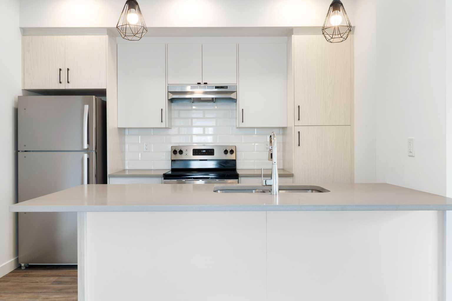 401, 24 Rivercrest Drive 