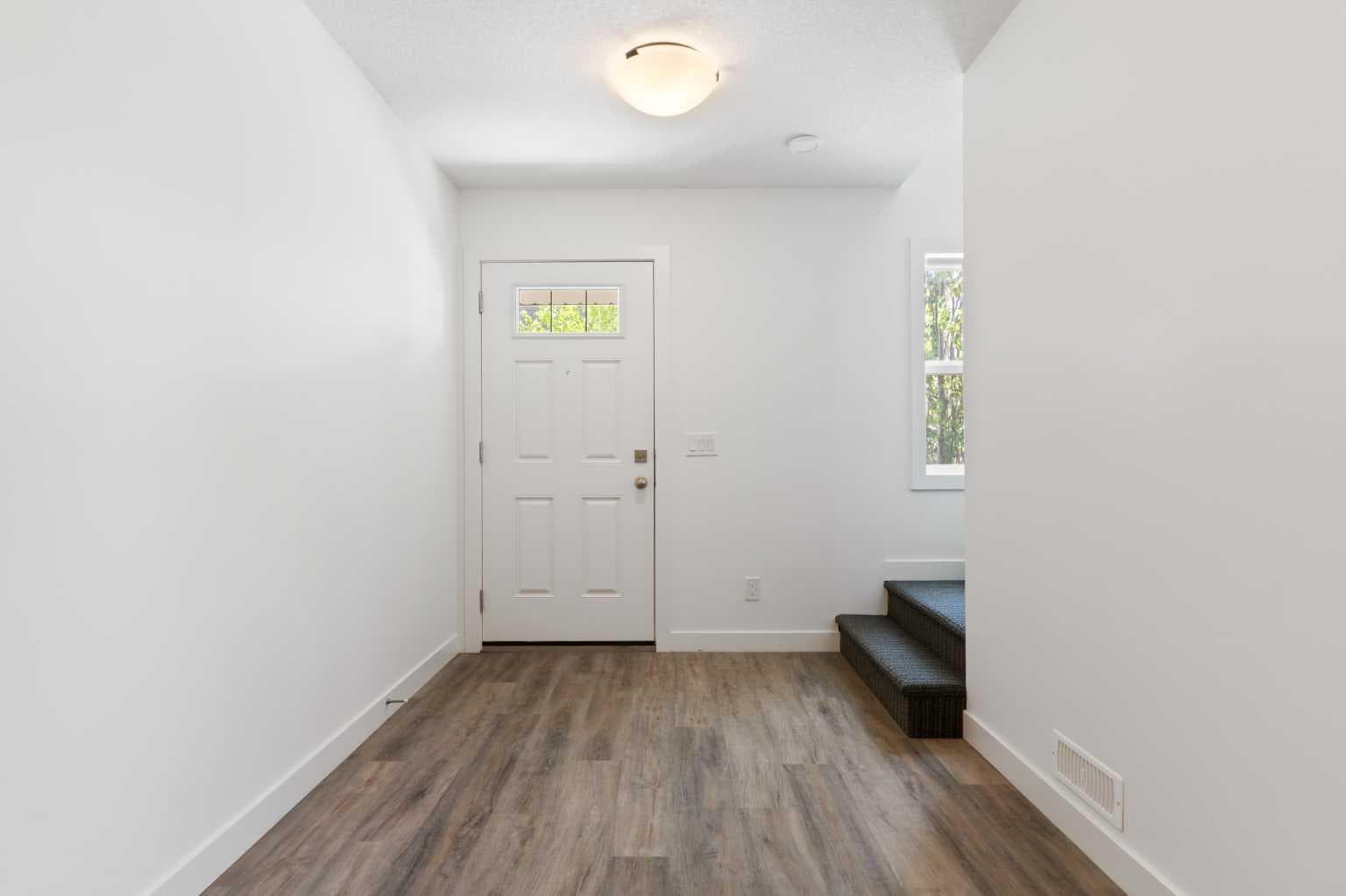 401, 24 Rivercrest Drive 