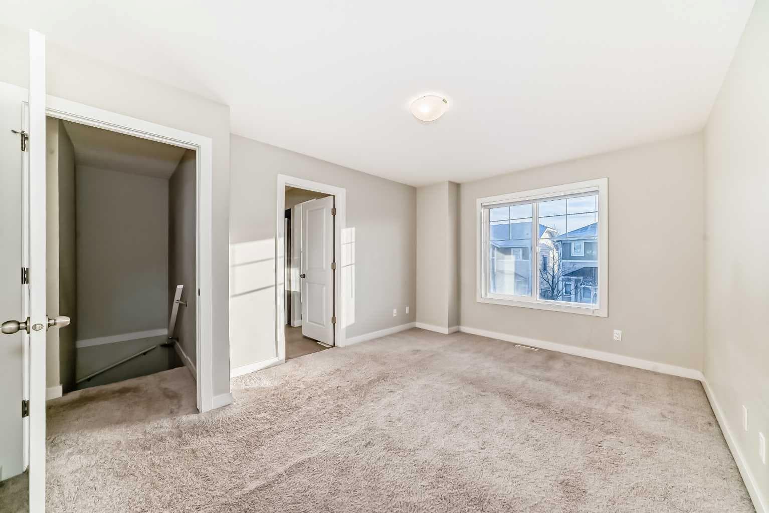 115, 300 Marina Drive 