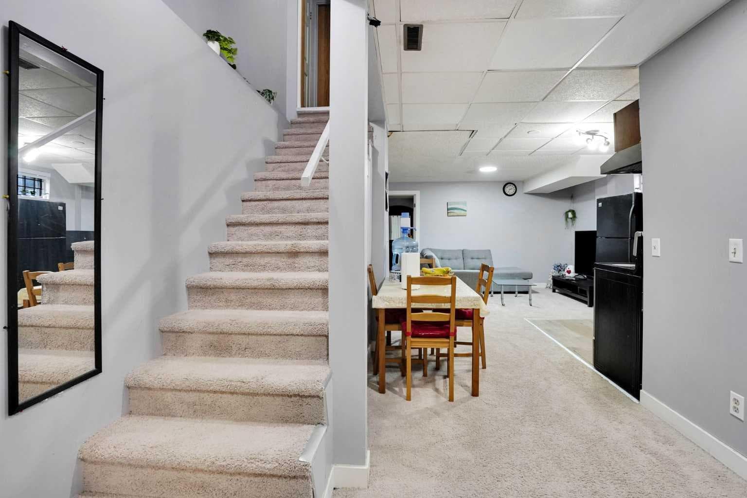 133 MARTINGLEN Way NE