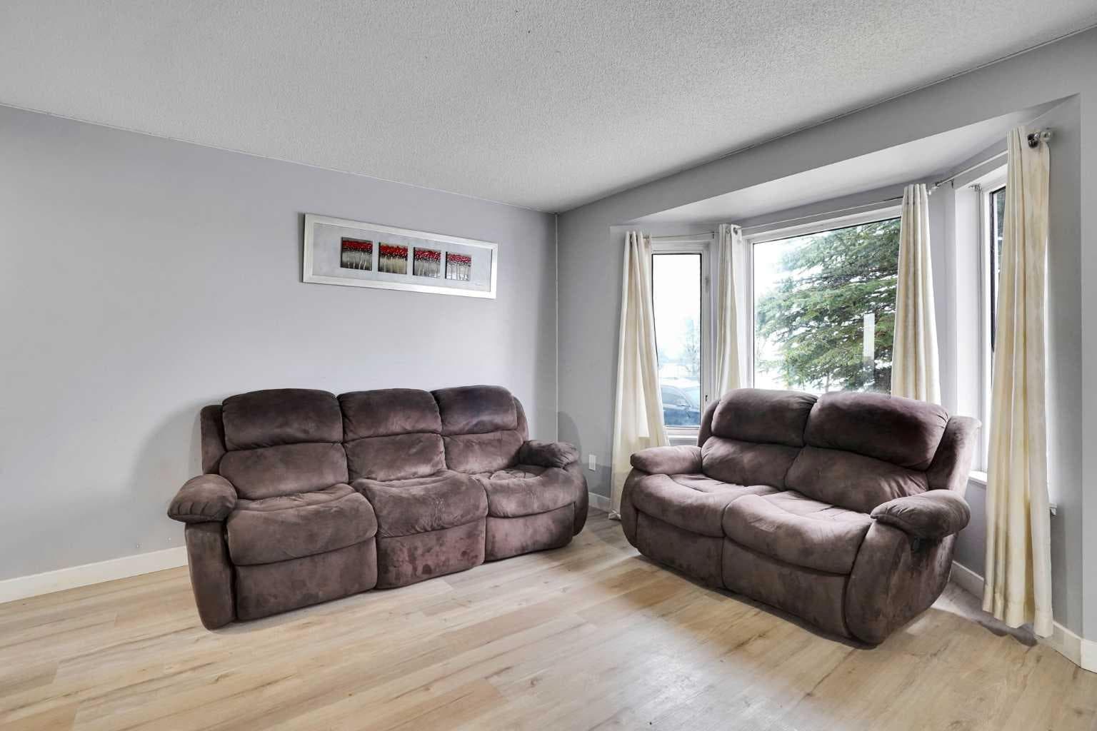 133 MARTINGLEN Way NE