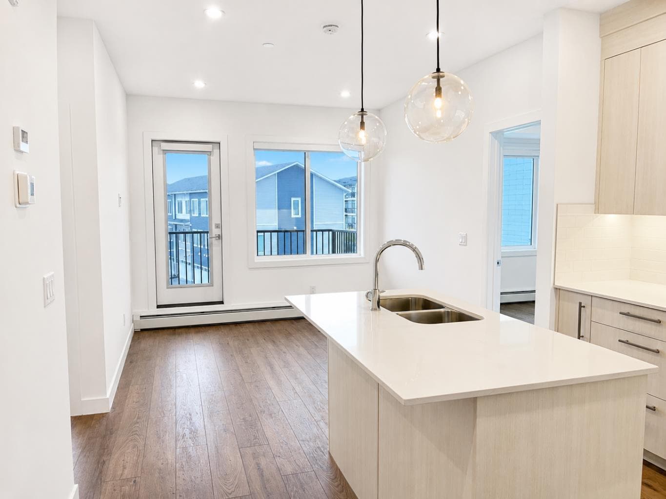 1314, 6 Merganger Drive W