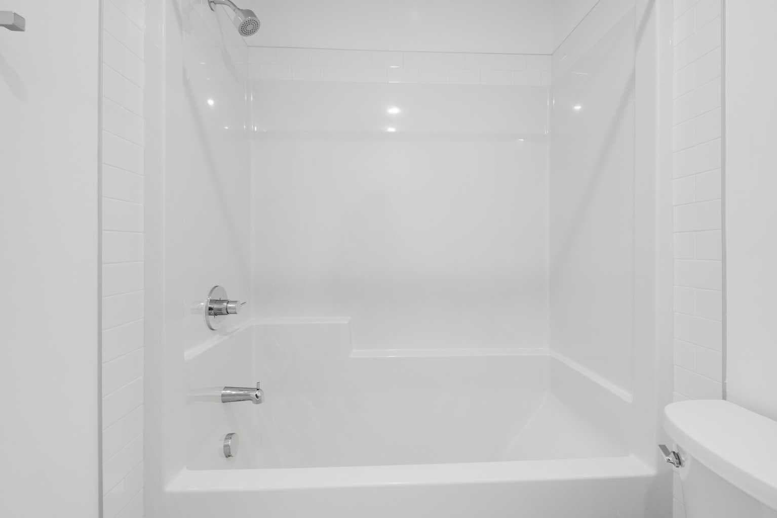 1314, 6 Merganger Drive W