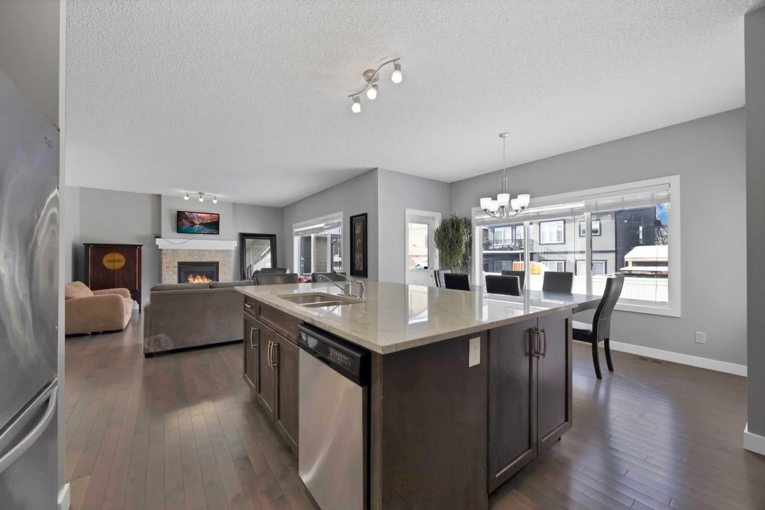 629 Marina Drive 