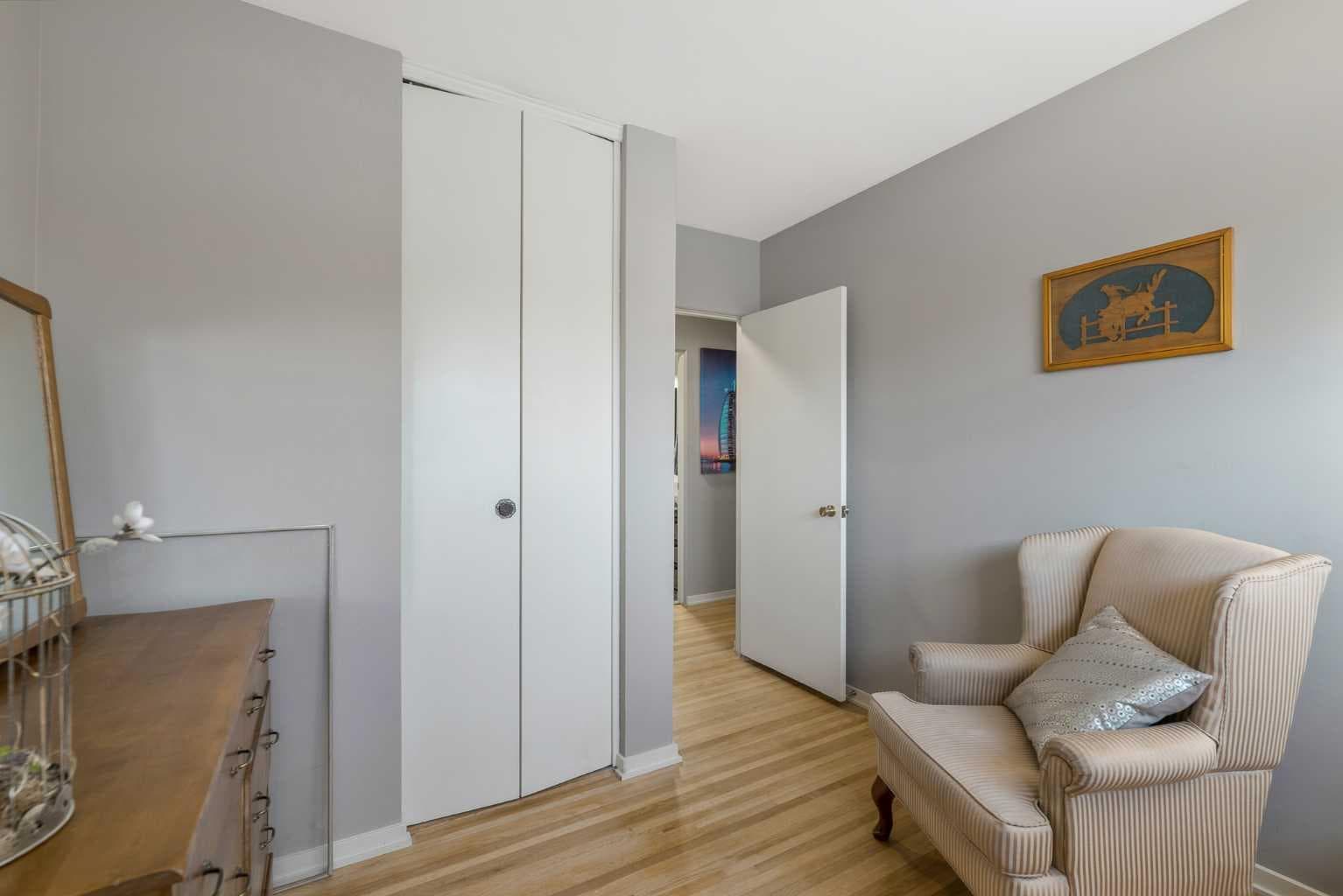 126 Springwood Drive SW