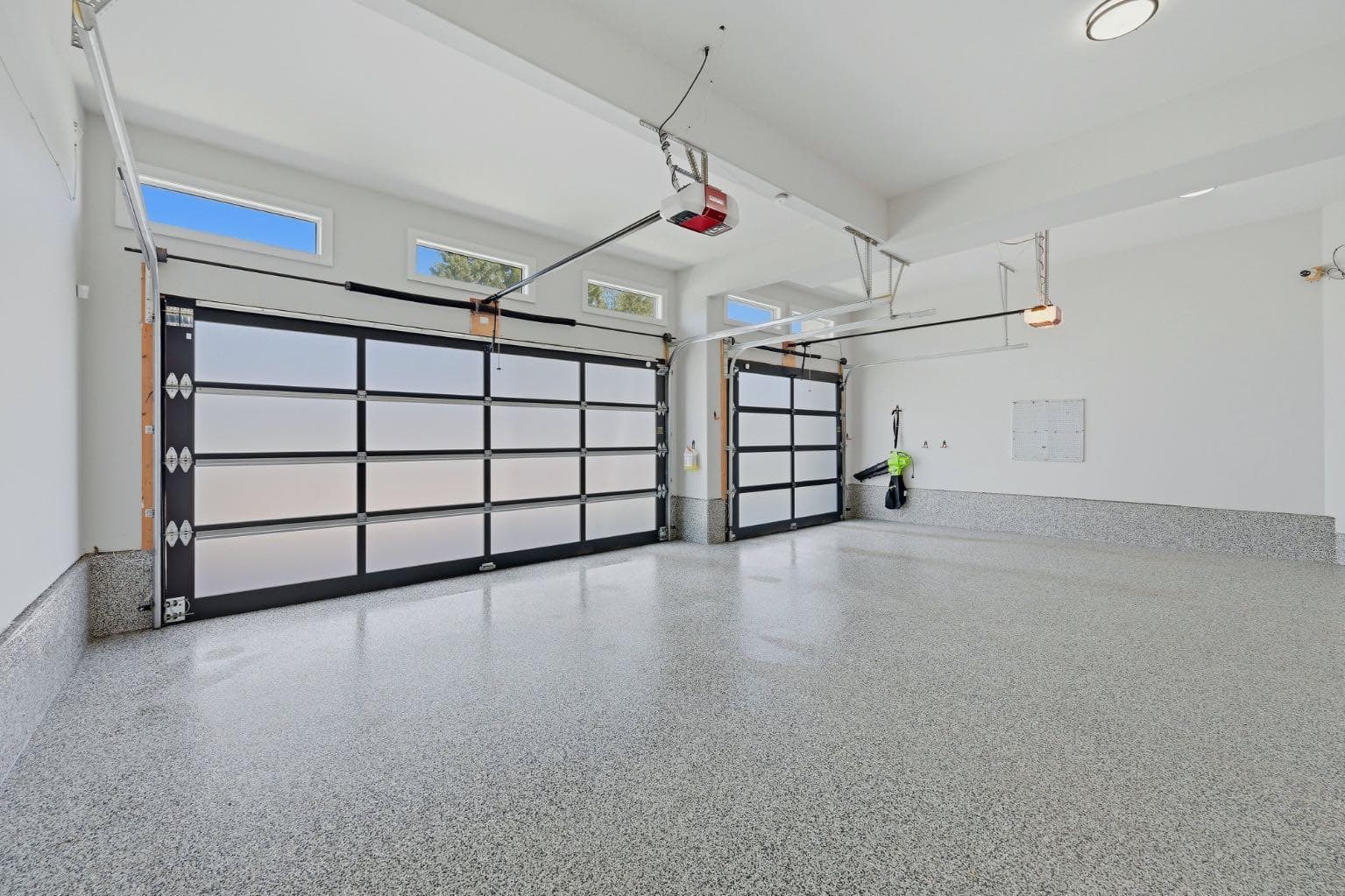 102 Malibou Road 