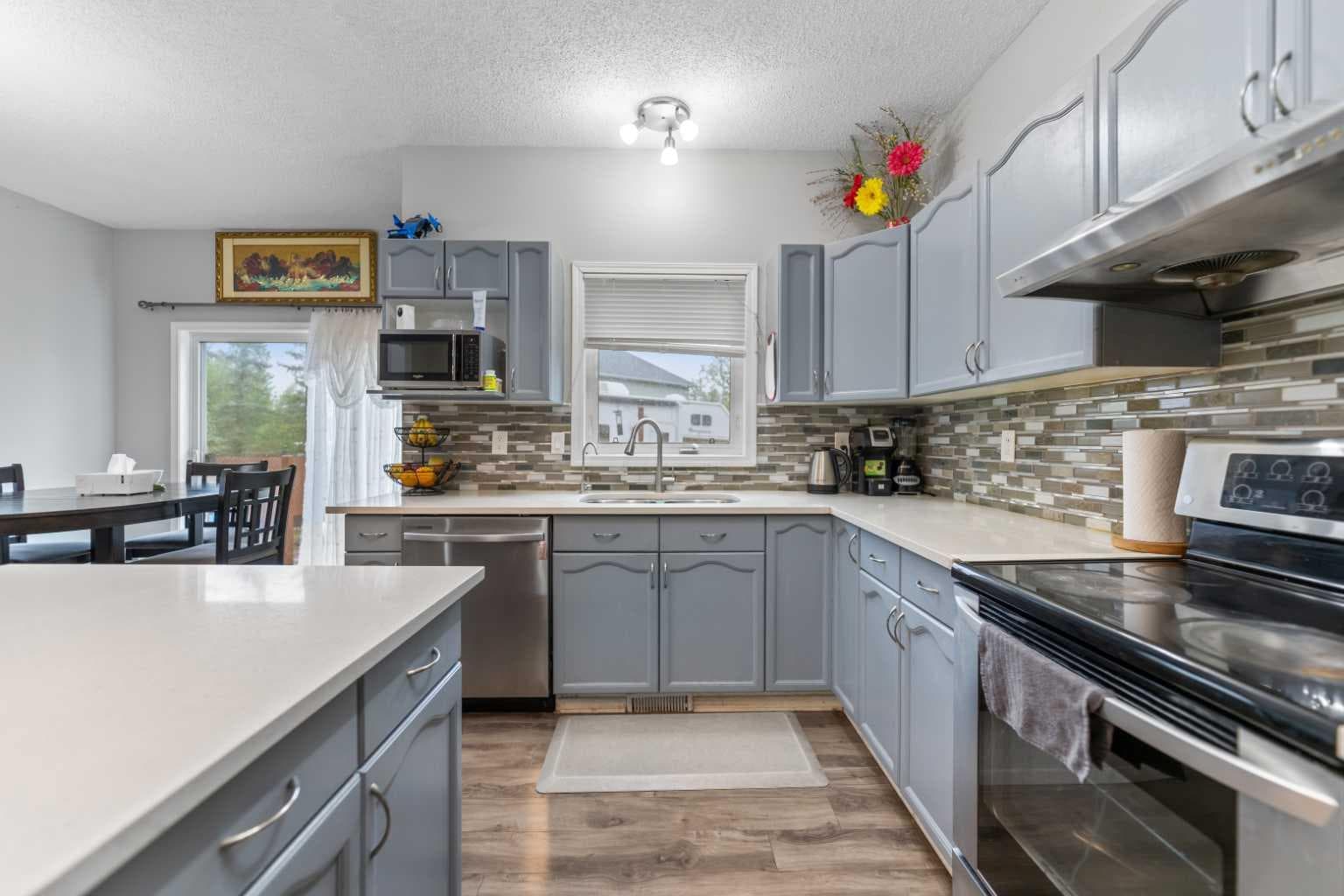 148 Springmere Way 