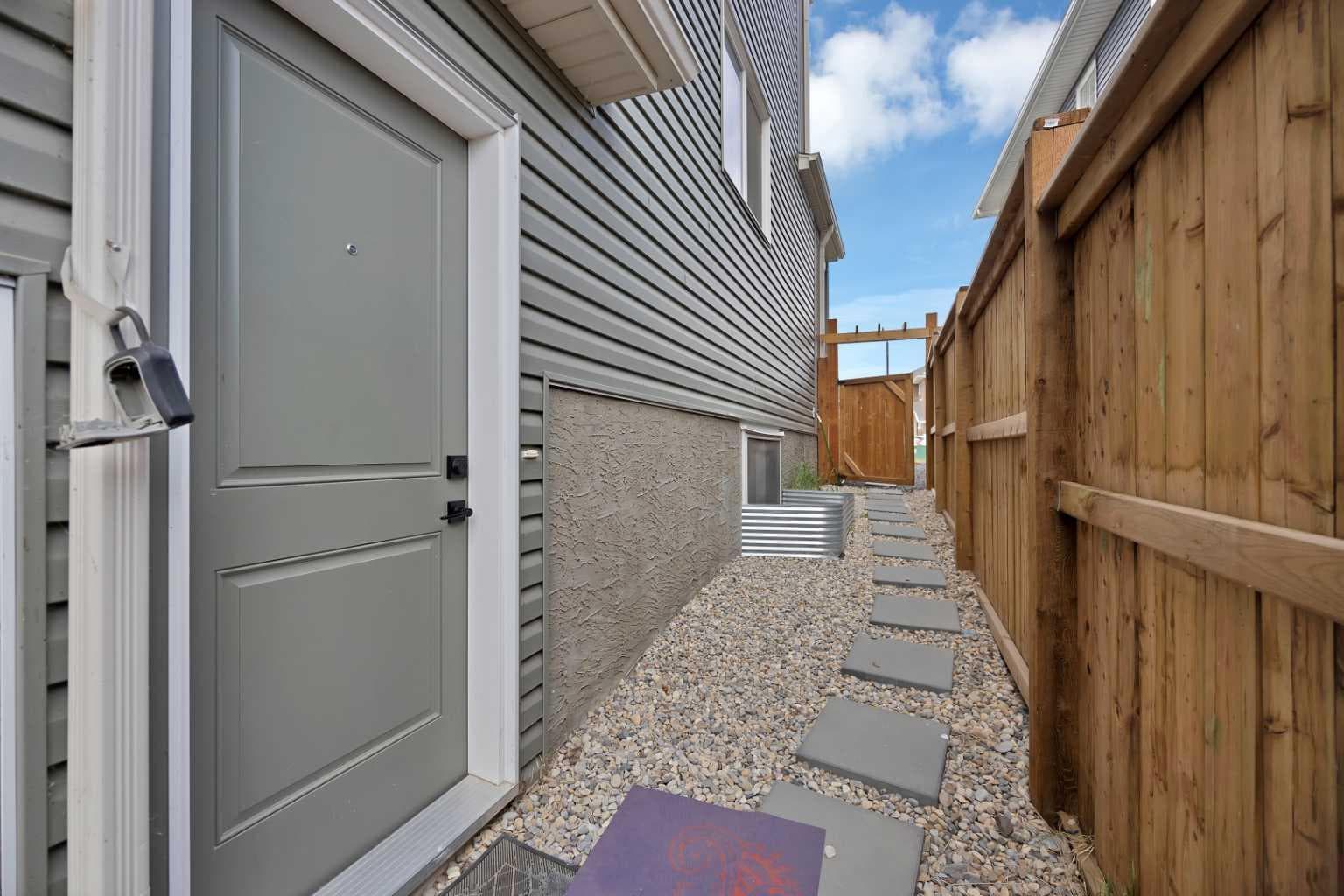 211 Dawson Harbour Court 