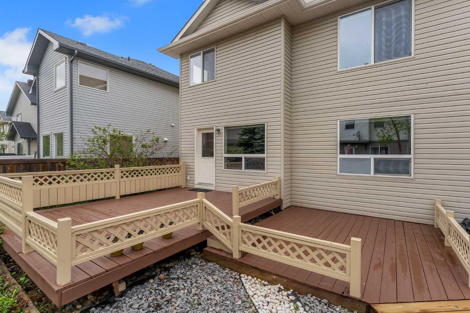 263 Royal Birch Way NW