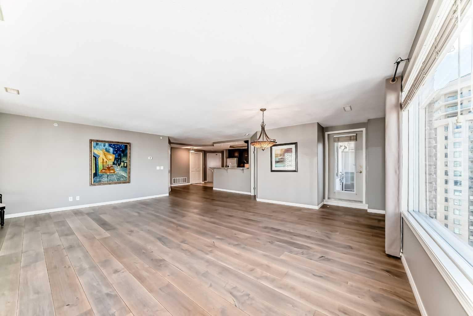 1901, 683 10 Street SW
