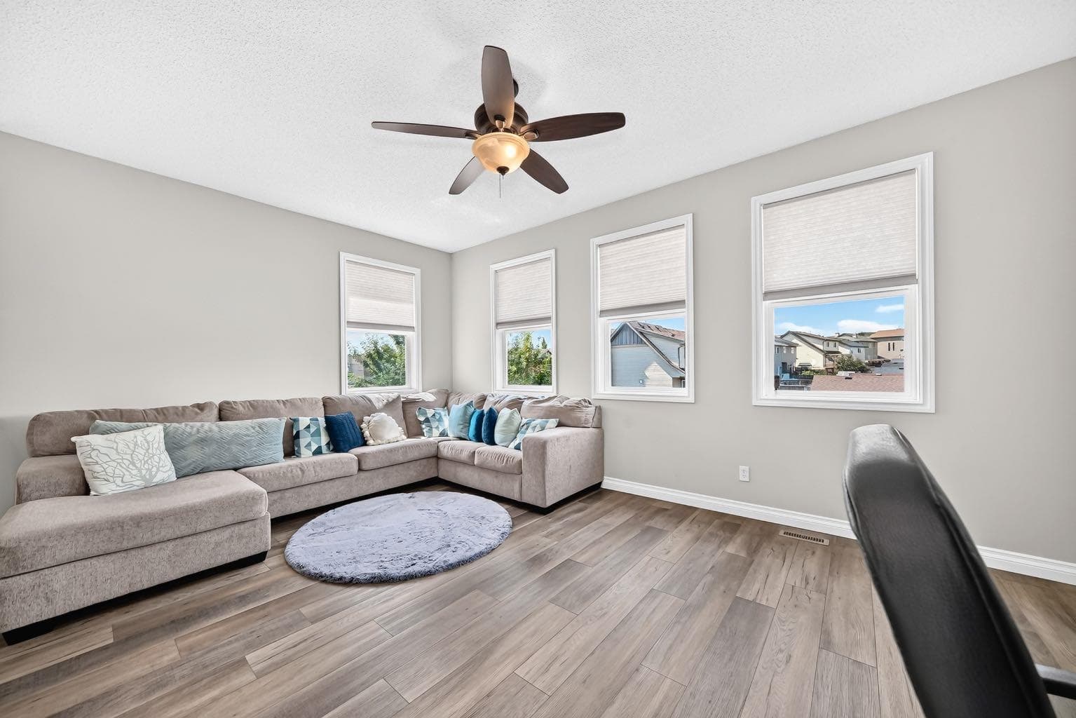 327 Sagewood Place SW