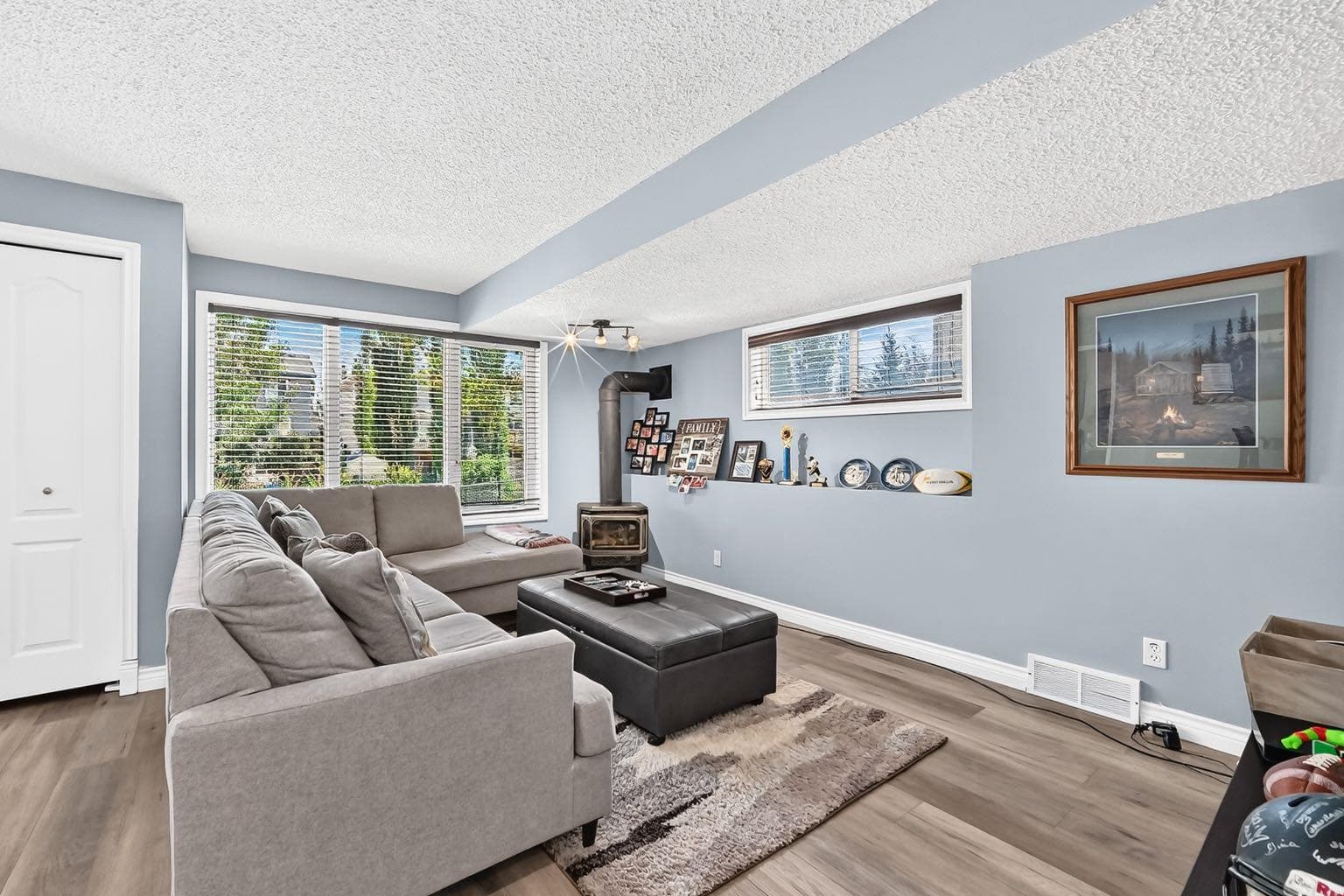 327 Sagewood Place SW