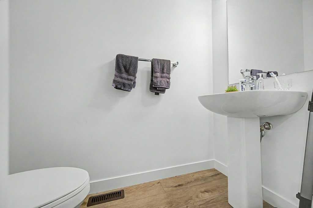 140 Sovereign Common SW