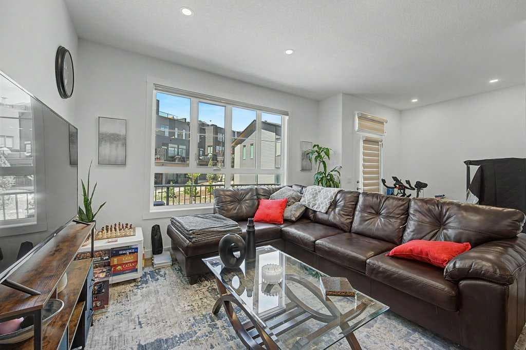 140 Sovereign Common SW