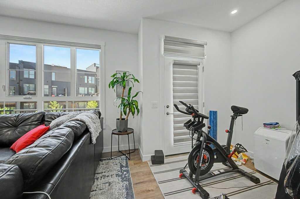 140 Sovereign Common SW