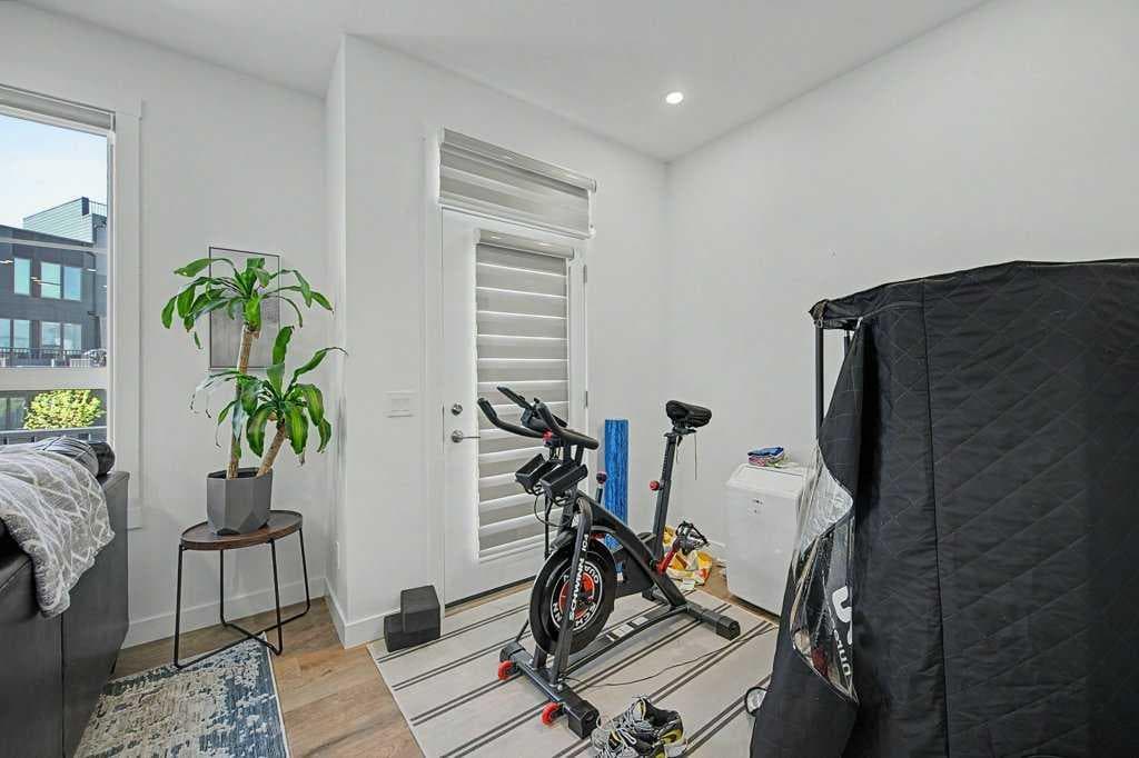 140 Sovereign Common SW