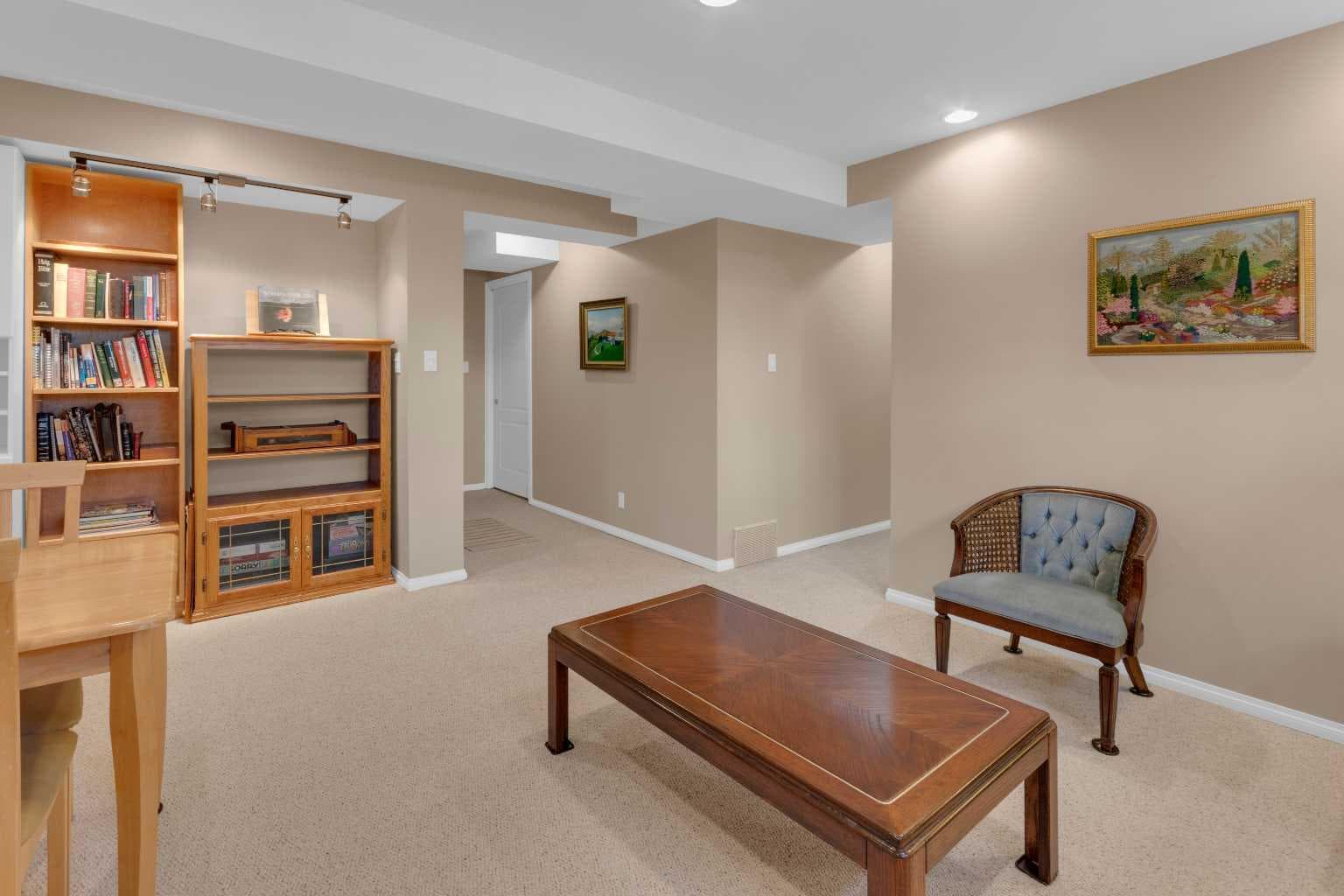 381 Silver Springs Way NW